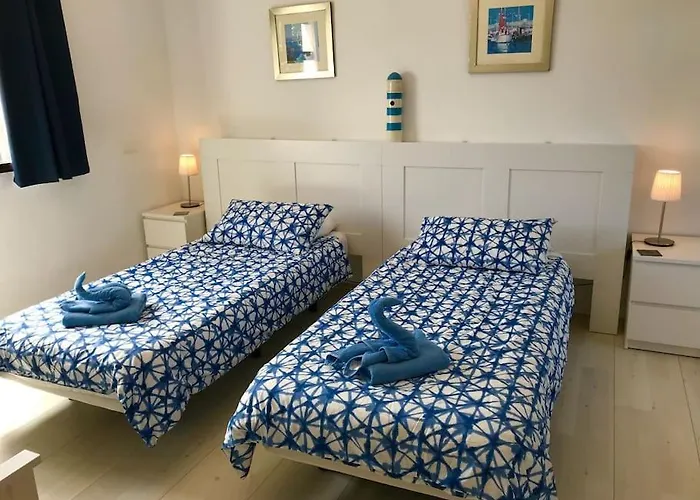 Blackrock Blancas Villa *