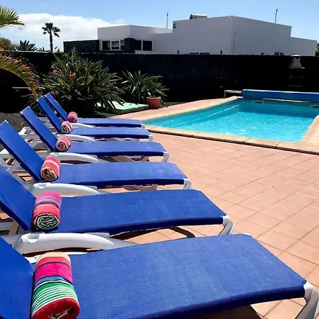 Blackrock Blancas Playa Blanca (Lanzarote)